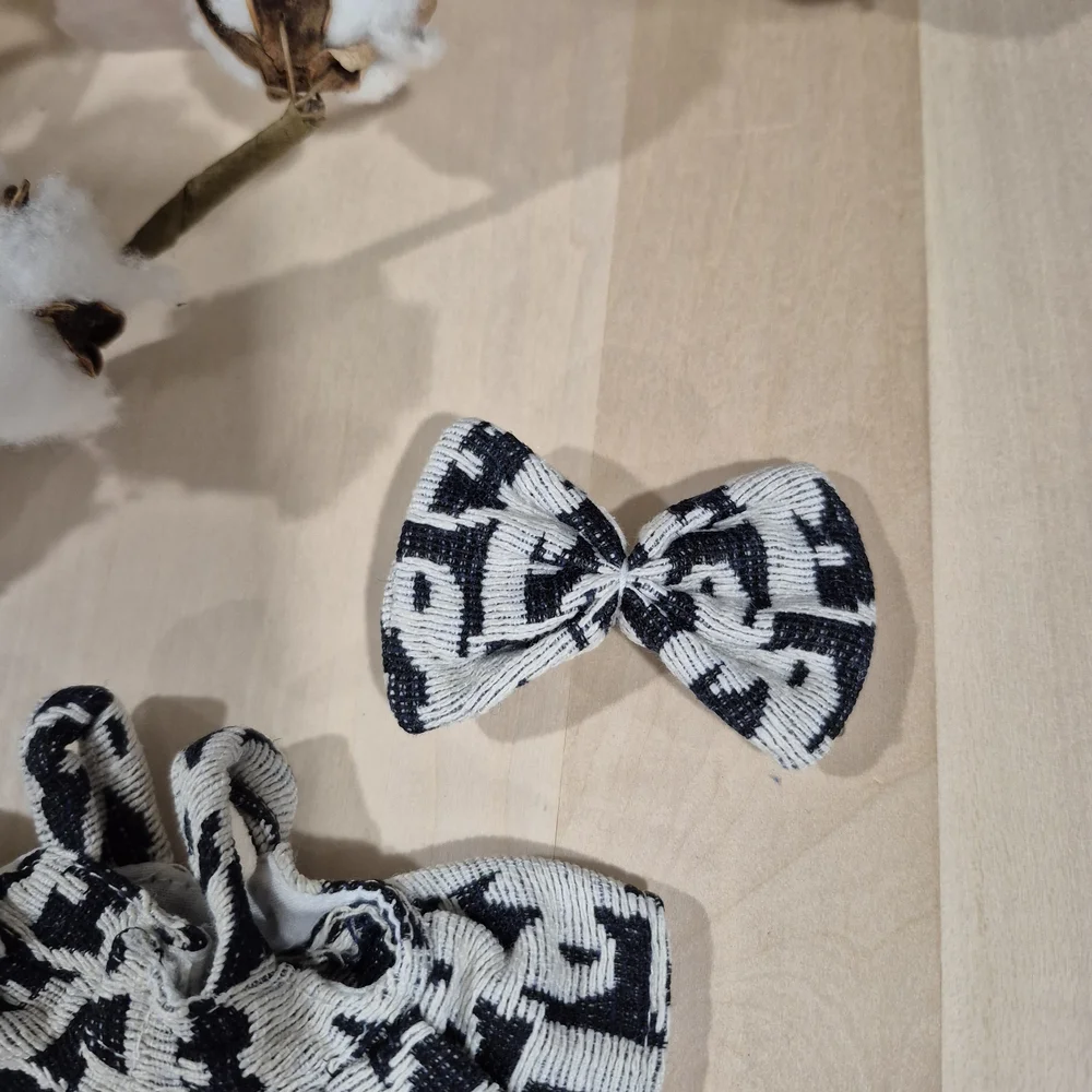 🖤🤍NEW🖤🤍 ADORABLE!! LABUBU 2PC SET DRESS AND BOW ONLY